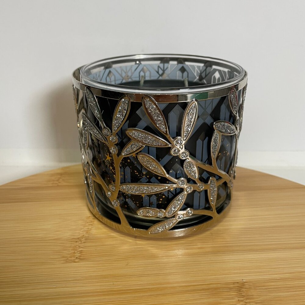 Bath & Body Works Leaf Branch Silver Glitter Metal 3-Wick Candle Holder - Picture 3 of 8